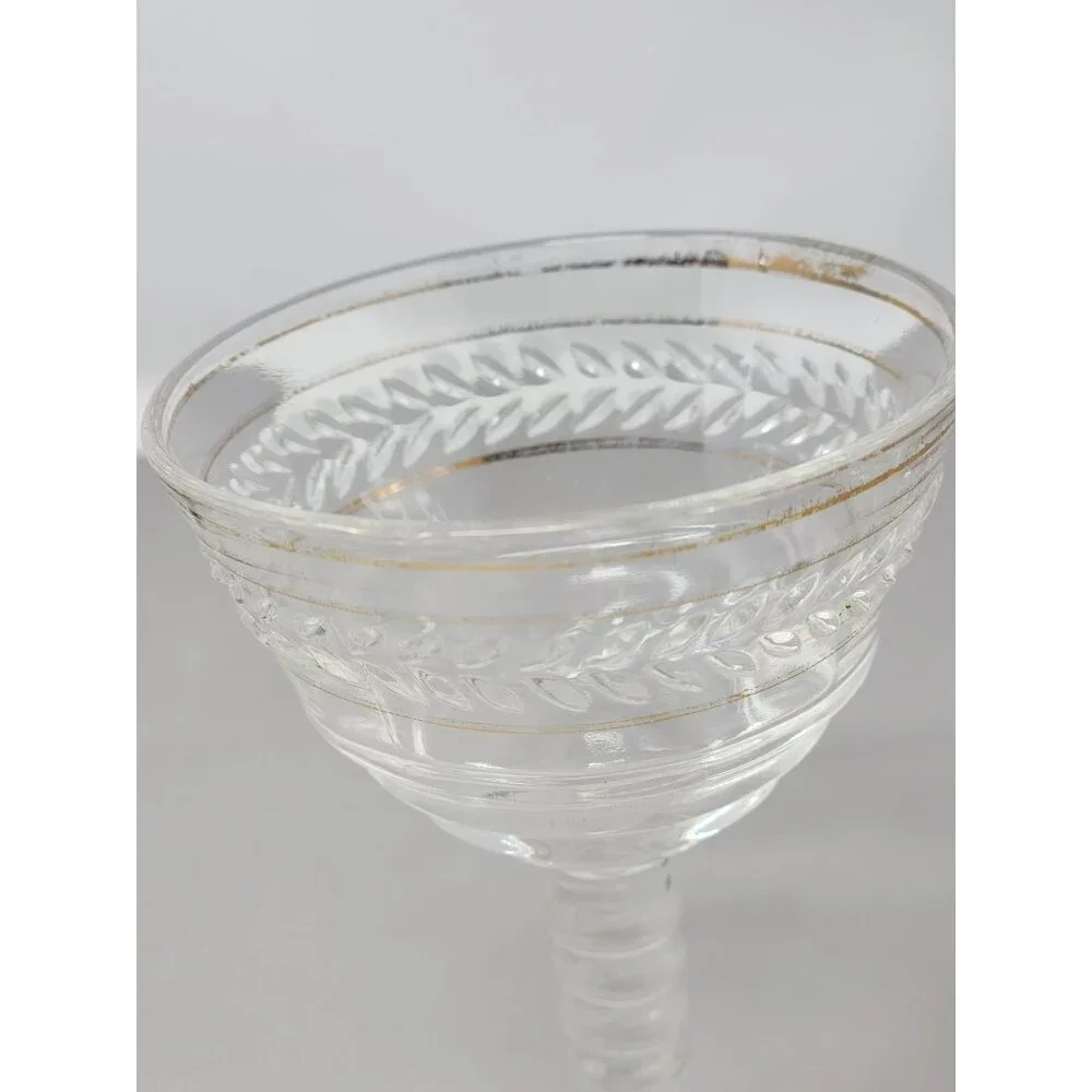 Set Of 4 Vintage Clear Glass Goblets With Gold Trim & Textured‎ Leaf Design
